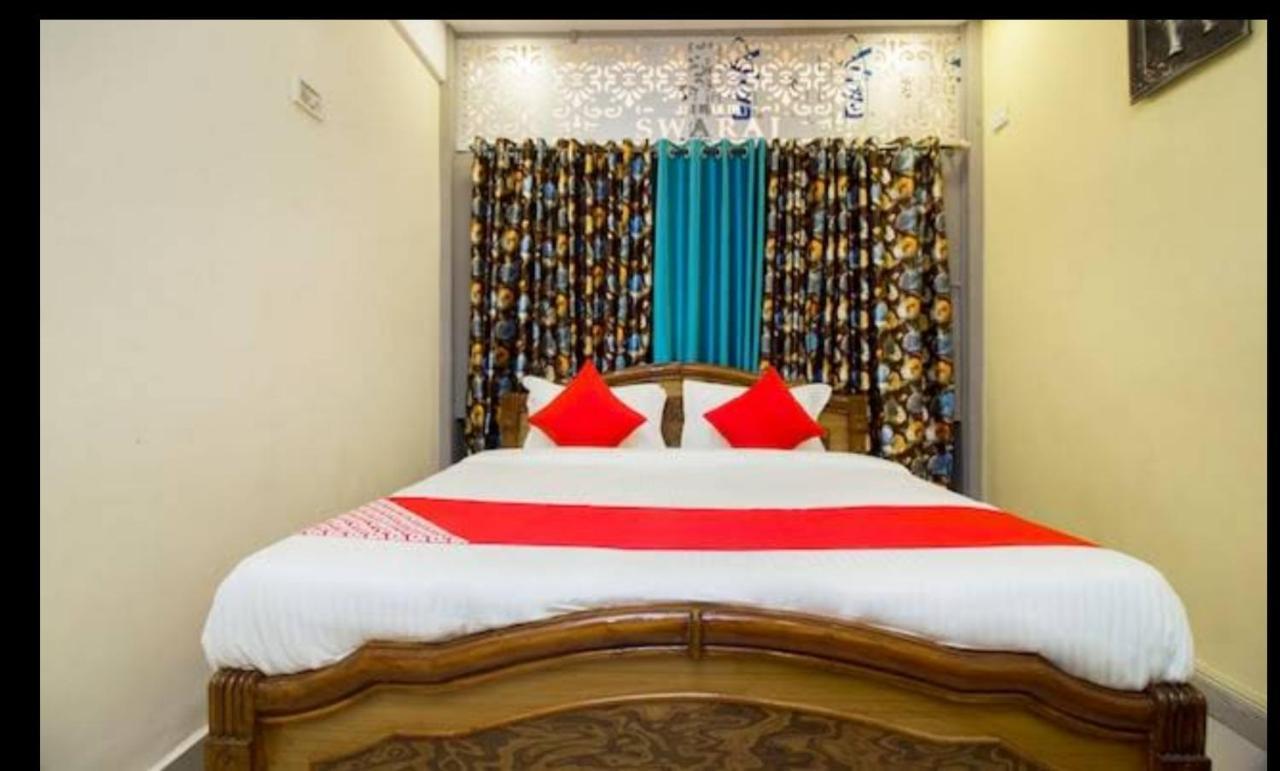 Hotel Swaraj Logde Panvel Exterior foto