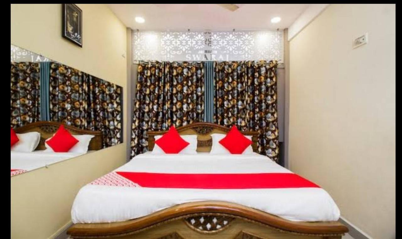 Hotel Swaraj Logde Panvel Exterior foto